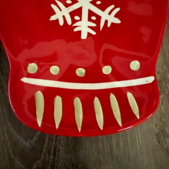 Hallmark Christmas Mitten Serving Dishes - Picture 3 of 8